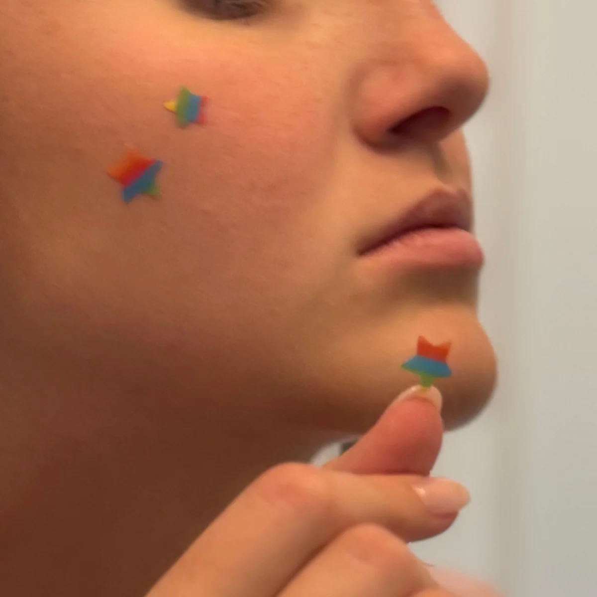 Pimple Patch Stars – 144 Multicolored Hydrocolloid Patches in 2 Sizes with Tea Tree Oil